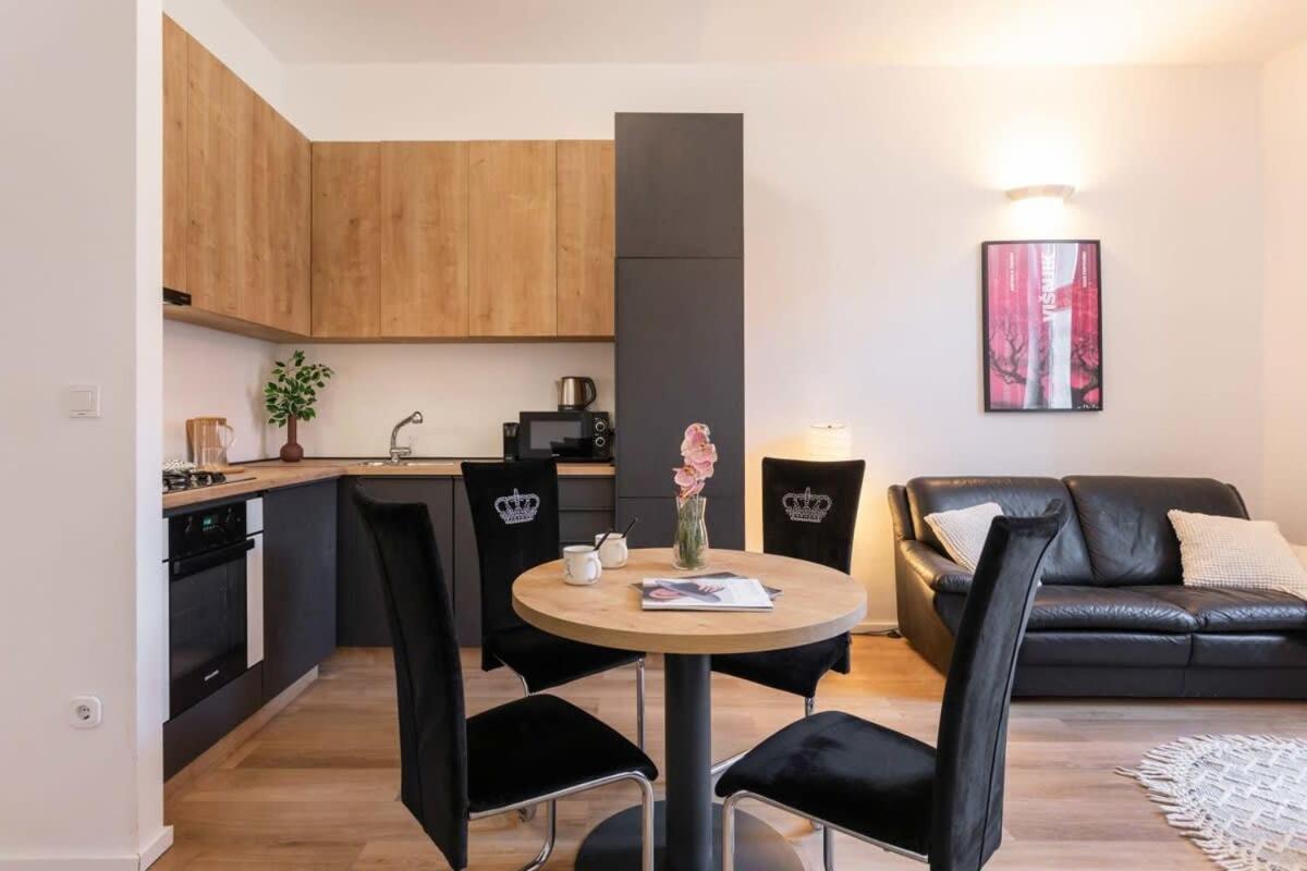 Niko And Sofia's Urban Zagabria